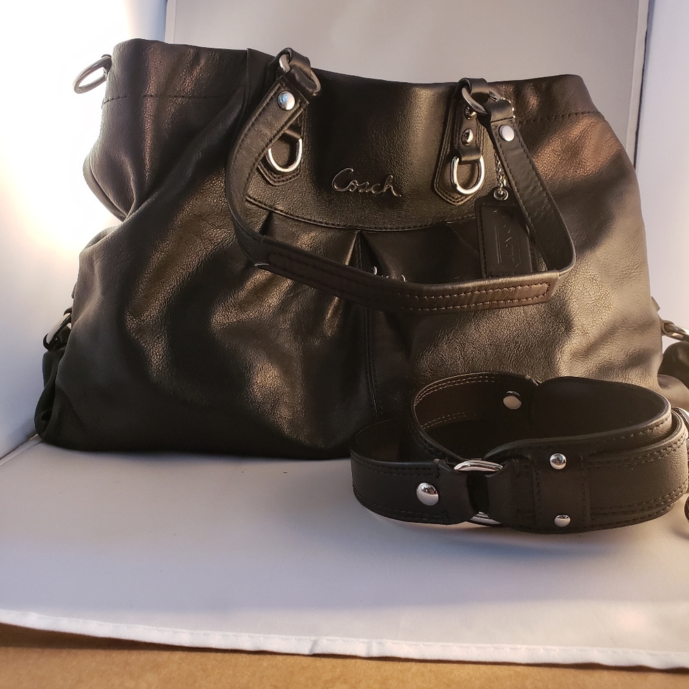 Coach black handbag- EUC